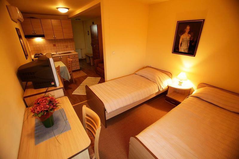The Movie Resort Aparthotel Трибунь Екстер'єр фото